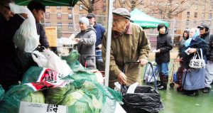 Food distribution for City Harvest Food distribution for City Harvest